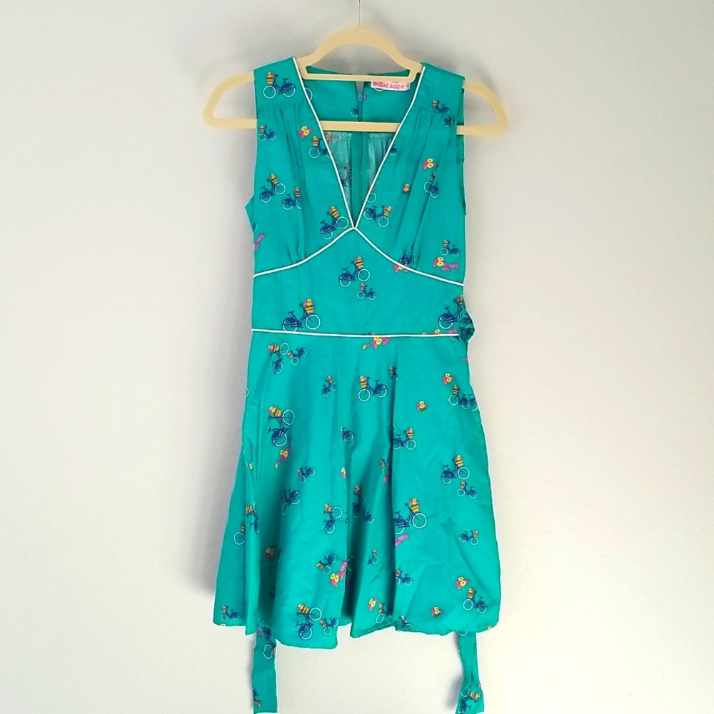 MODCLOTH Trollied dolly bicycle flower print dress sz XS retro